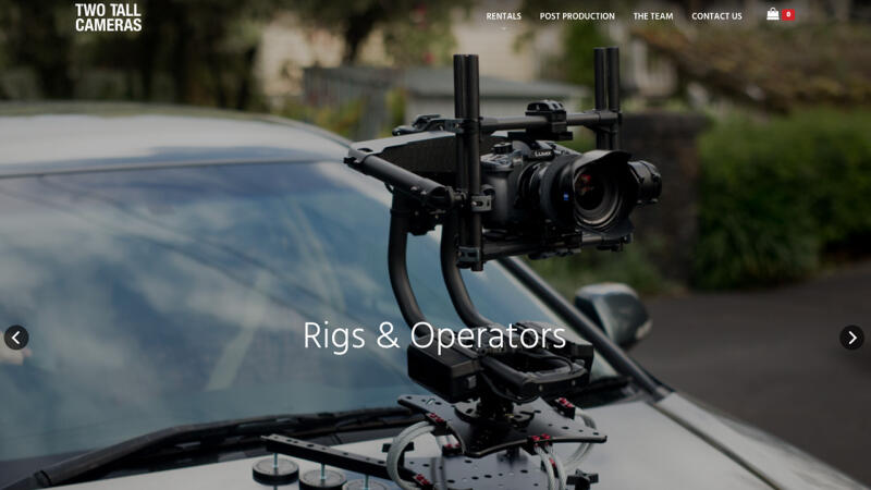 Two Tall Cameras (byte media)